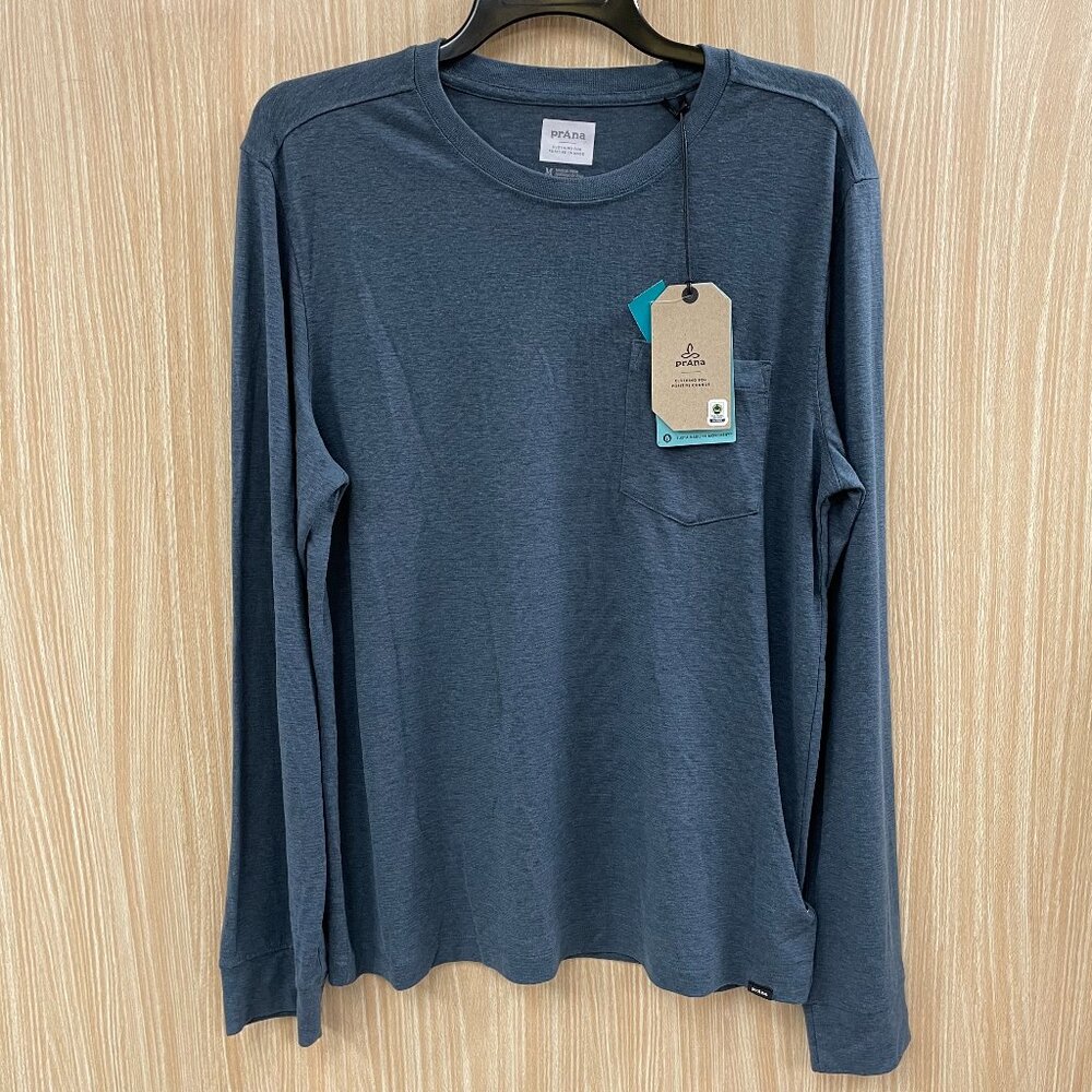 NWT PrAna Blue Pocket Shirt Size Medium